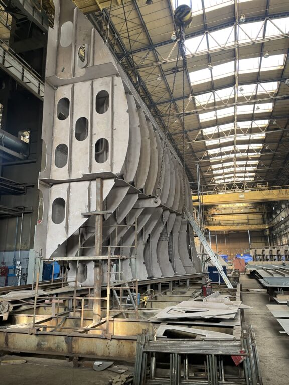 PolskaMorska's tweet image. Stocznia Szczecińska &quot;#Wulkan&quot; rozpoczęła ramową współpracę z firmą #MEYERWERFT w zakresie budowy statków i konstrukcji stalowych.

polska-morska.pl/2023/07/24/sto…