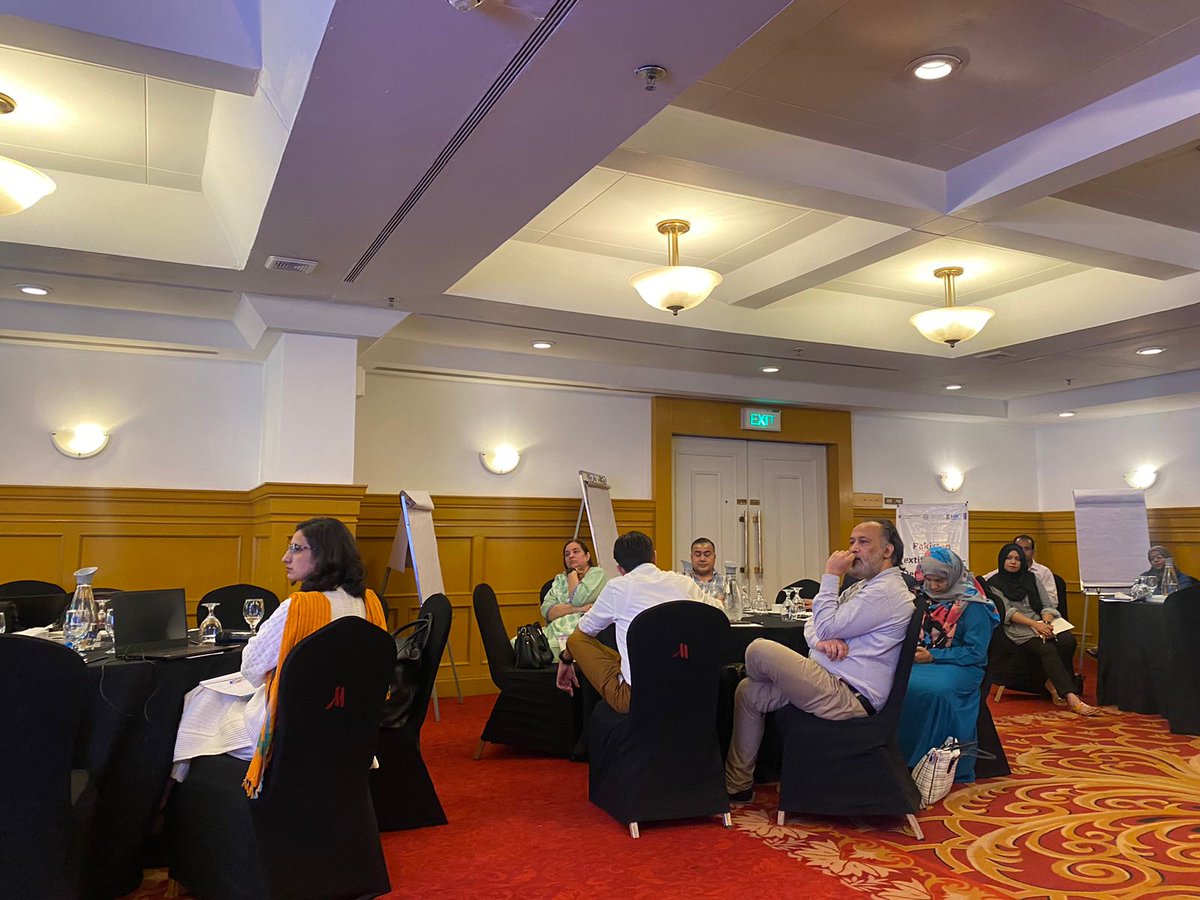 PakTexCouncil's tweet photo. 💡The consultative process ensures that diverse perspectives are taken into account, creating a robust and comprehensive HRDD Voluntary Code that addresses the unique challenges of the textile industry in Pakistan. #InclusiveApproach #CollectiveImpact https://t.co/9t4mBtbM4C