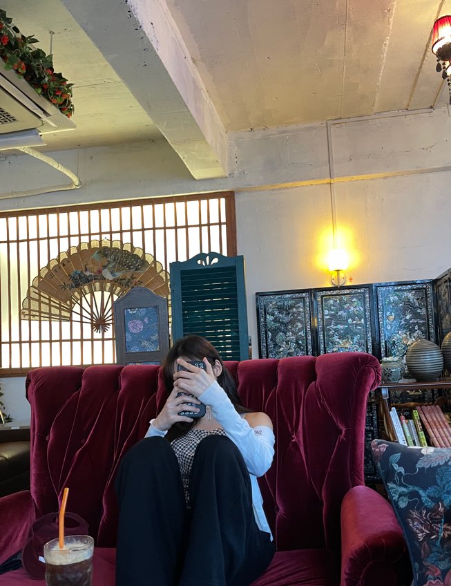 member_classy's tweet photo. [#형서] 

나는야 혼자서도 잘 놀지 허허
결과물: 

#CLASSy #클라씨
#HYUNGSEO https://t.co/gK5spVsIeQ
