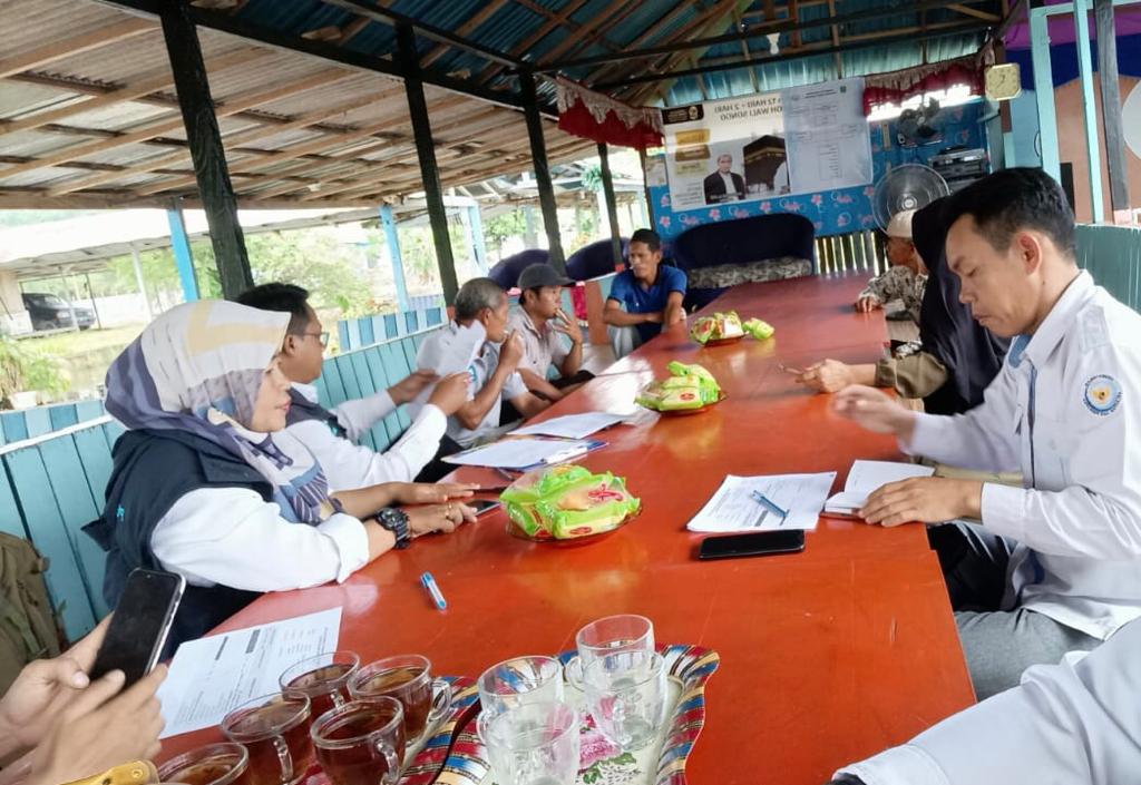 SFVSeiDua's tweet photo. Senin (24/07/2023)
Penilaian Kelas Kemampuan Kelompok di Pokdakan Maju Bersama 01 di Lokasi SFV Sungai Dua Tanah Bumbu
@kkpgoid
@bppsdm_kp
@in_radiarta
@puslatluhkp
@bppsdm_bp3bwi
@KabTanahBumbu
#kkpthrive 
#SDMKP
#SDMUnggul
#EkonomiBiru
#PelatihanKP
#SFV_SungaiDua_TanahBumbu https://t.co/SoQklmaoKG