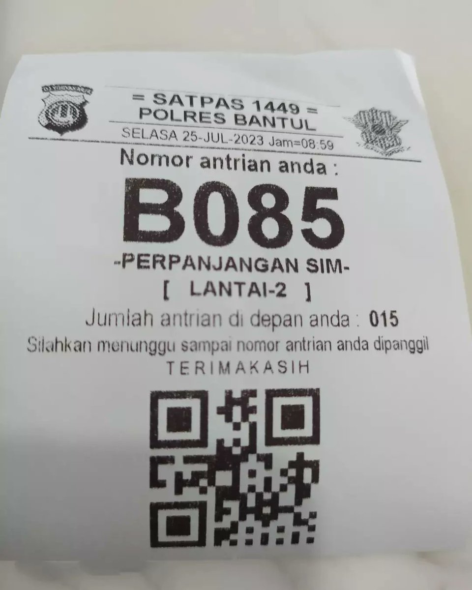 merapi_uncover's tweet photo. Perpanjang SIM C lur, info biaya
Tes mata 25 k, Tes psikolog 75 k, biaya SIM 75 k total 175 k. Kalo perpanjang secara online kurang tau berapa ?

📸: weareso9 https://t.co/cGVhG05QIb