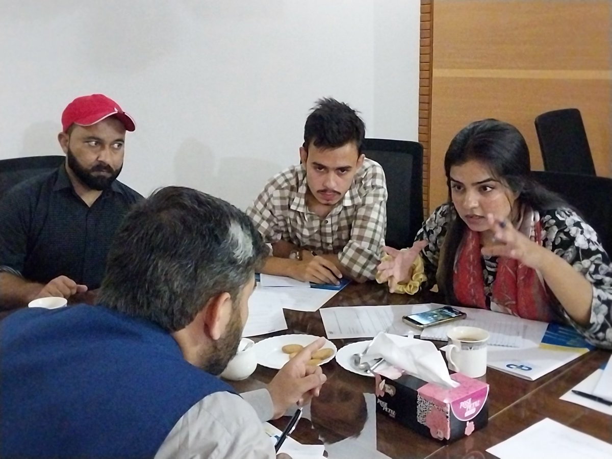 cpdi_pakistan's tweet photo. Collaborative group work during session! 🌟 Young climate activists coming together, brainstorming ideas, and fostering teamwork to tackle environmental challenges head-on.  #RTIandClimateProtection #Teamwork #ClimateActivists 🌍🍃 https://t.co/TfaWh7wwFD