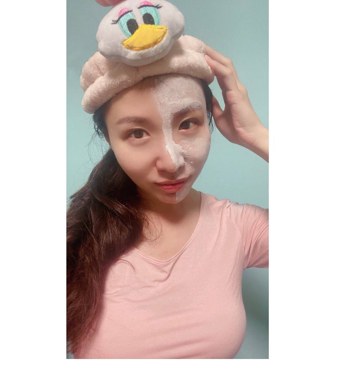 annnnnnn_914's tweet photo. 被邀請參加小網紅的居家保養~
 真的包裝很用心謹���
一打開就是淡淡的香味
洗完臉後發現蠻保濕舒服的
然後膠原蛋白肽有淡淡的莓果味
好好喝 https://t.co/Re3wcHx9Sx