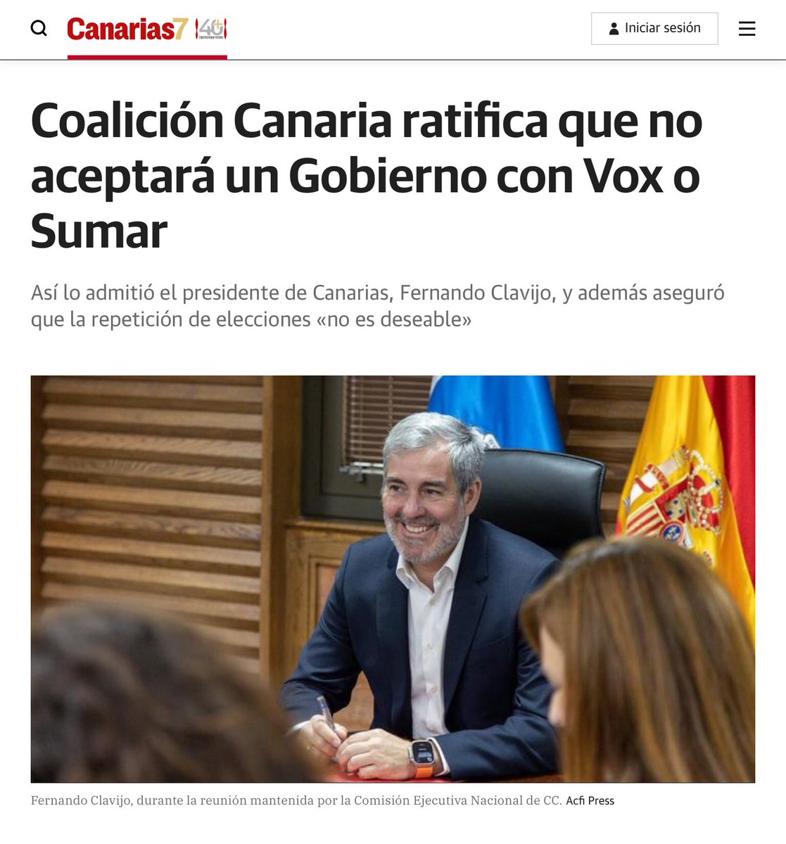 Un cordial saludo a todas las eminencias políticas que pretenden decirle a CC no sólo que debe o no debe hacer en su política de pactos, sino que tratan de conseguir su voto a base de insultos, descalificaciones y reprimendas. Es una estrategia sin fisuras. 👌