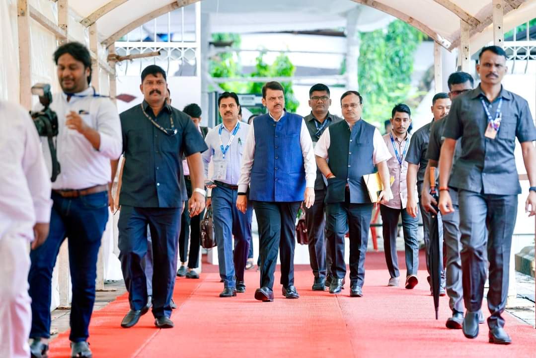 PatilShivash's tweet image. विधान भवन, मुंबई.

#devendrafadavnis