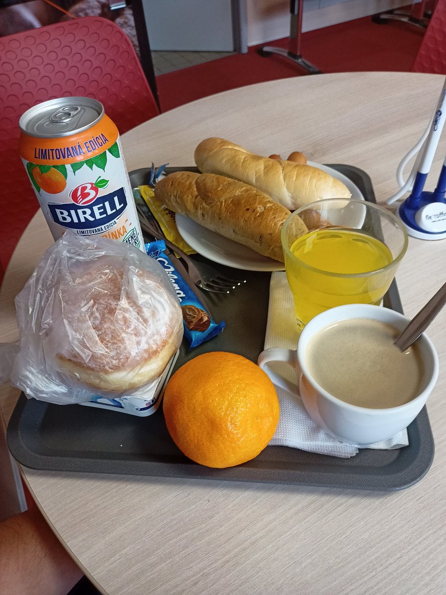 kochy84's tweet photo. Občas dělám věci co nebolí, jen to trochu štípne. A dostanu za to najíst a slevu na dani.
Pojď do toho taky!
#daruj #fnplzen https://t.co/HvDy9LiD79
