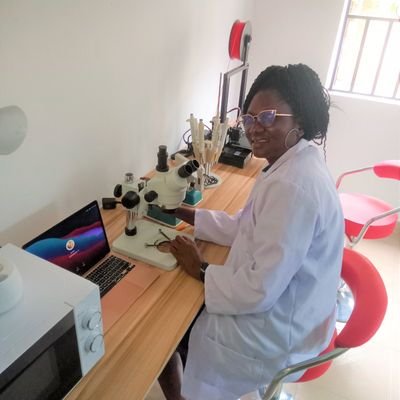 Chinna Orish (@chinnaorish) on Twitter photo Hi ,I am Chinna Orish a lecturer in University of Port Harcourt Nigeria.
My lab studies molecular mechanism of heavy metal- induced neurodegenarative and neurodevelopment diseases and benefical role of natural antidotes.
#BlackInNeuroRollCall
#BlackInNeuroWeek <a href="/BlackInNeuro/">Black In Neuro 🧠</a> Hi ,I am Chinna Orish a lecturer in University of Port Harcourt Nigeria.
My lab studies molecular mechanism of heavy metal- induced neurodegenarative and neurodevelopment diseases and benefical role of natural antidotes.
#BlackInNeuroRollCall
#BlackInNeuroWeek <a href="/BlackInNeuro/">Black In Neuro 🧠</a>