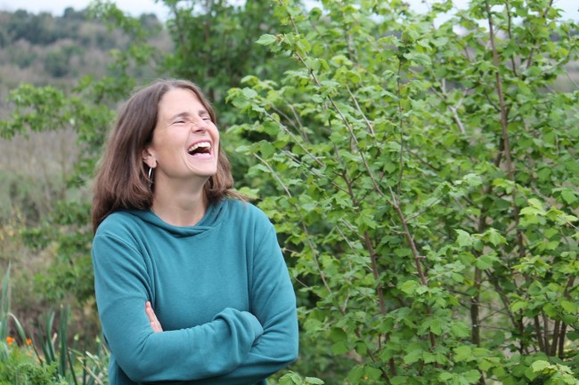 #ENTREVISTA
🎙️ «El nostre plat és una arma de regeneració massiva»
▶️ Entrevista a Ariadna Tremoleda, pagesa i sòcia de la cooperativa Mas Les Vinyes 
✍️ Núria Segura Insa
📸 Anna Pujol Navarro
elsetembre.cat/noticia/1365/a…