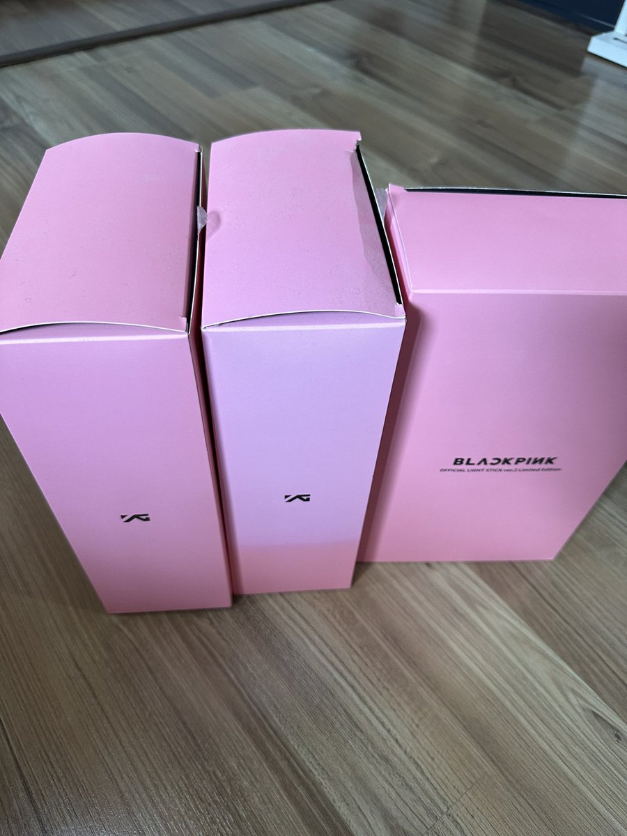 Hi_w_w's tweet photo. เเท่งไฟเวอร์2 พร้อมเซ็ตการ์ดเวอร์1เเละ2 (เลือกเซ็ตได้)

❤️1500รวมส่ง

#ตลาดนัดblackpink #ตลาดนัดบพ https://t.co/9y0MERZyjw