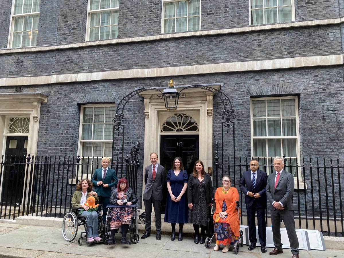 Nick_MSsoc's tweet image. Great to be at Downing Street yesterday to talk about progressive MS. We shared our excitement about the research we're funding to develop new treatments, but also flagged the huge challenges that people with progressive MS face in the "here and now" which must be addressed.