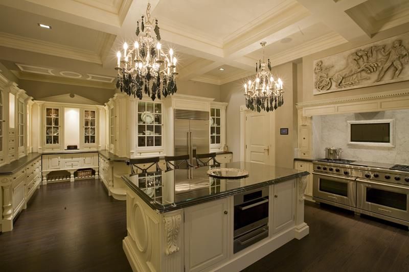 KitchCommercial's tweet photo. From food preparation areas and storage solutions to ergonomic layouts and equipment placement, our designs ensure seamless operations and maximise productivity.
For more information, please visit https://t.co/bVjds9x6bk
#luxurykitchens #commercialkitchens #germankitchens https://t.co/X8Alyrp6ge