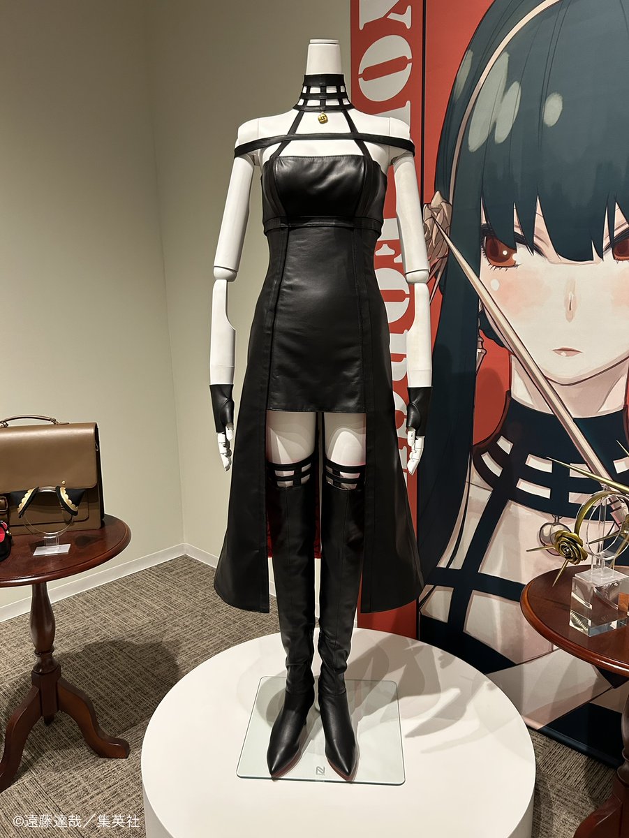 SPY_FAMILY展 展示物紹介】 「ヨルのドレス」 ヨルが殺し屋の仕事の