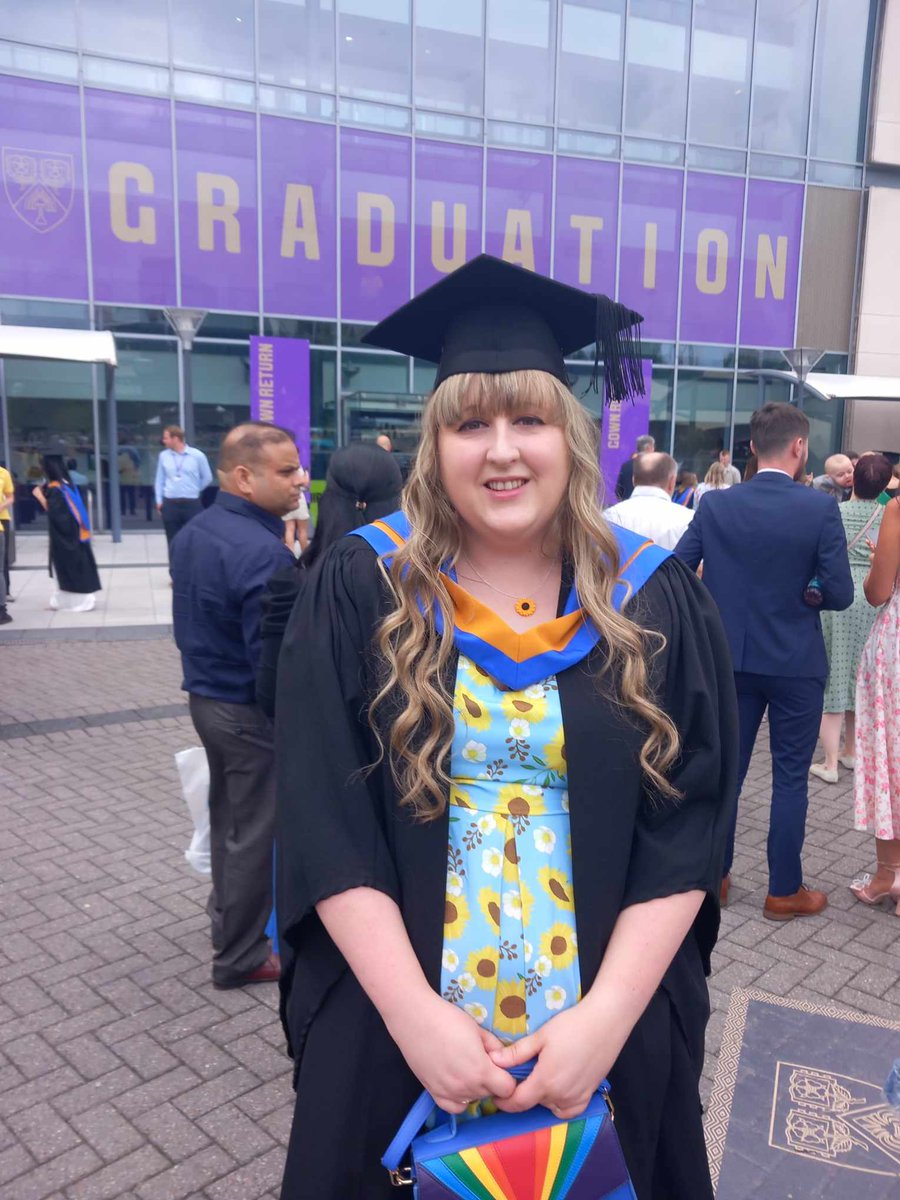 LaraGrace's tweet photo. This moment was 4 years in the making! Went back as a mature student, worked during a global pandemic &amp; battled fibromyalgia &amp; here I am graduating from @SLTBeckett and also working in my dream role as a paediatric SLT at an SEN school 💜

#slt #graduation #rcslt #uni https://t.co/qZ8XKBzG1j