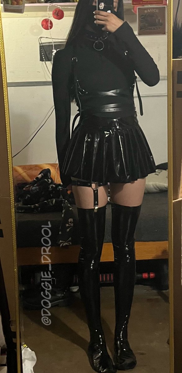 Doggie_Drool's tweet photo. I love wearing black but that doesn’t mean I don’t love wearing pink panties either !!（ﾉ｡≧◇≦）ﾉ https://t.co/o0nM0I4BVb