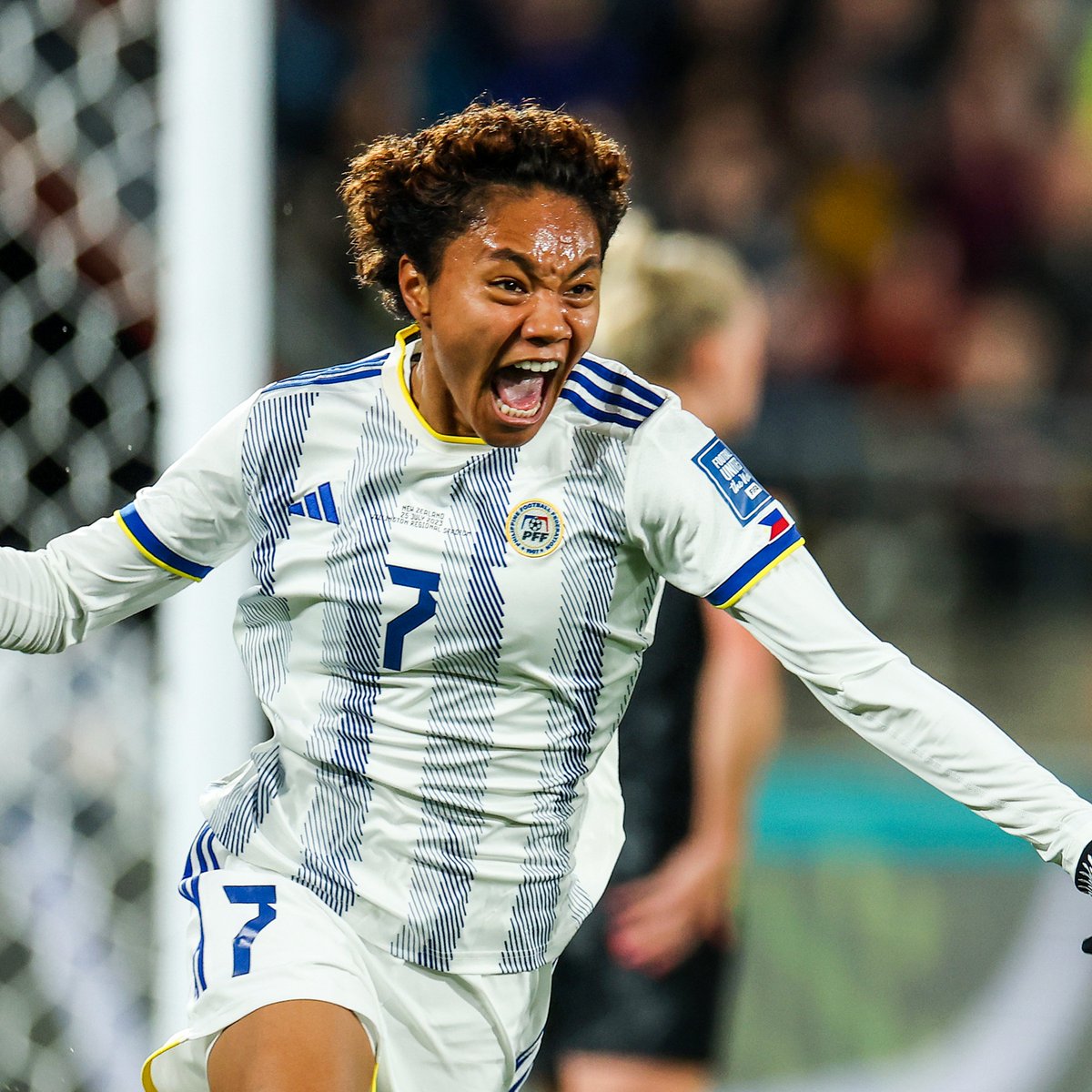 brfootball's tweet photo. PHILIPPINES BEAT NEW ZEALAND 1-0 FOR THEIR FIRST-EVER WORLD CUP WIN 🇵🇭 https://t.co/iH9DcBQOxI
