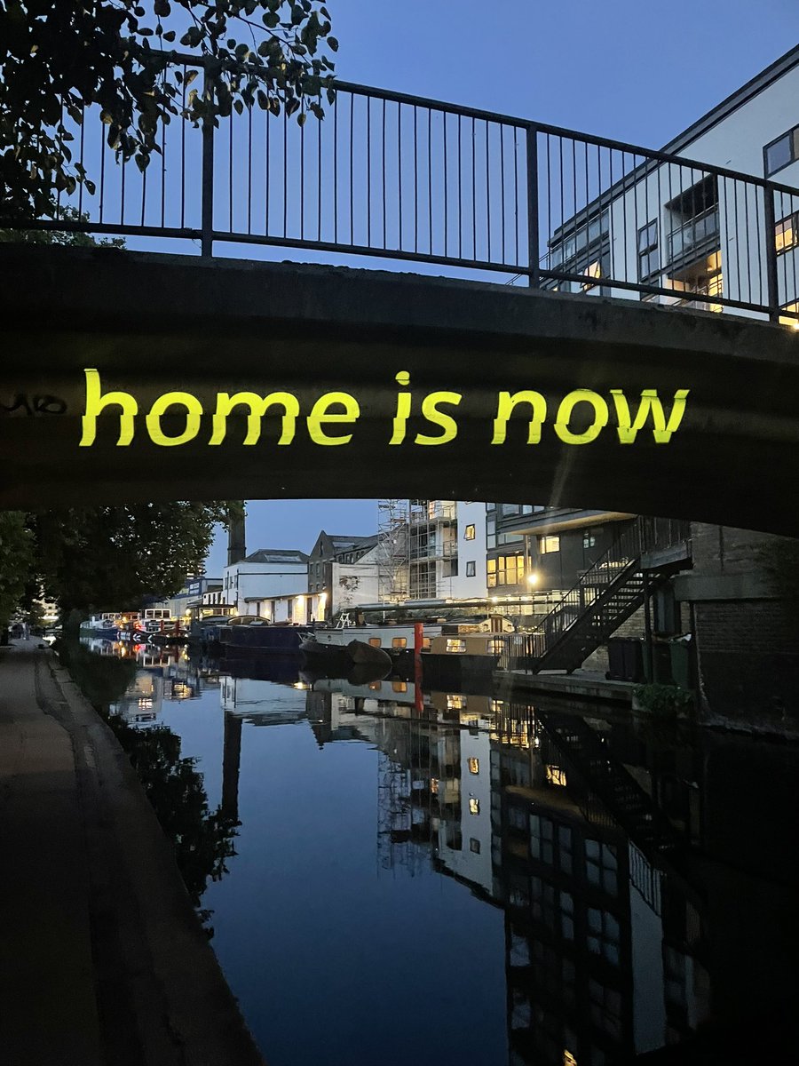 I am holding 'and we walk’ a performative meditative walk at dusk - next Tuesday 1st August in london along the Regents Canal towpath. Book here! eventbrite.co.uk/e/and-we-walk-…… #participatoryart #repeatafterme #andwewalk