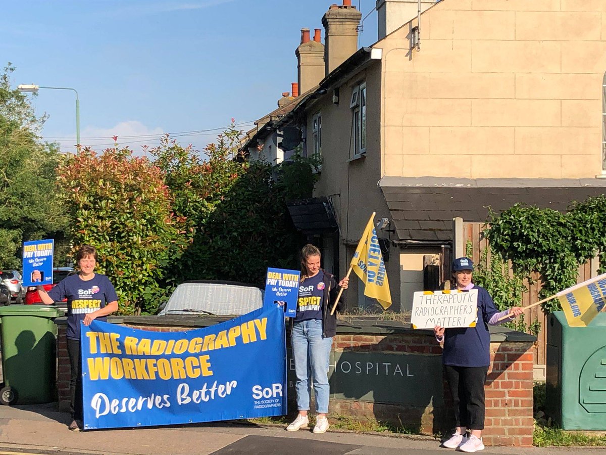 SCoRMembers's tweet photo. Taking a stand for members, our patients and the #NHS 

#respectradiography 

Learn more: https://t.co/nBdi8qJhkE https://t.co/Y9dnLTNRUW