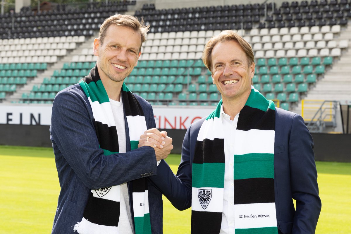 Preussen06's tweet photo. 🤝🏻 Das Münsteraner Unternehmen Westfleisch wird Exklusiv-Partner beim SC Preußen ⚫⚪💚 #scp06
___
https://t.co/j62NdQZV8O https://t.co/tI5qkPi4nK