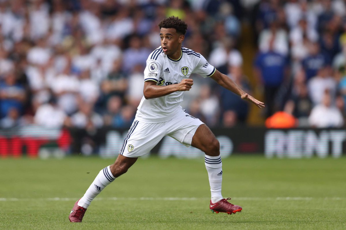 RT @secondtierpod: Tyler Adams wants to quit Leeds to play at a higher level.
(Via: @footyinsider247)
#LUFC https://t.co/p8ICXNLnWx