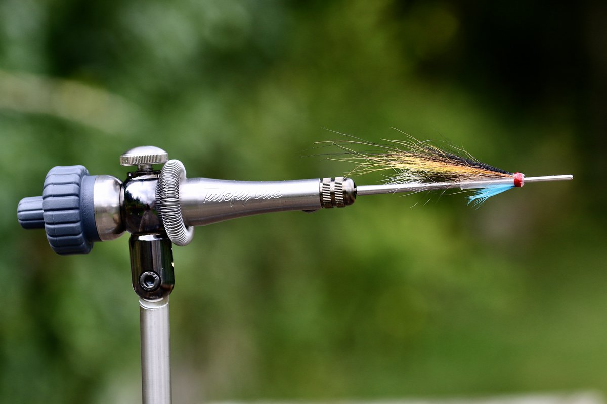 VeniardLtd's tweet photo. Stonfo 610 Tube fly Vice...
High technology tube fly vice designed to work a wide range of tube sizes. The shaft is in-line full rotary thanks to dual precision ball bearings.

#flytying #tubefly #stonfo #veniard https://t.co/Vh9K9Bo8hj