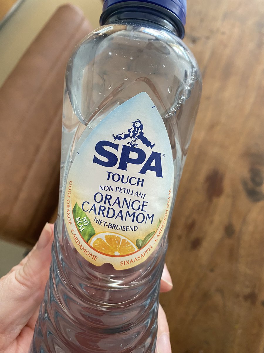 Waarom halen ze alle fijne producten toch altijd uit de collectie?Weet iemand waar ik deze smaak Spa touch nog kan krijgen? Dit is m’n allerlaatste….🥹