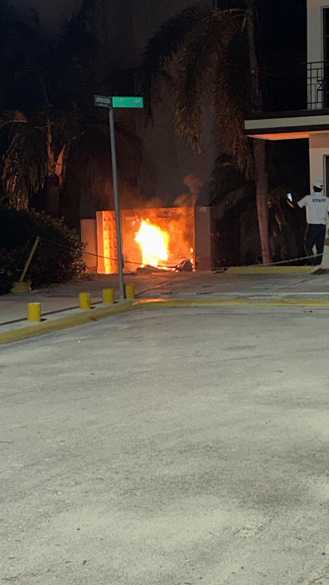 coachSpy's tweet photo. What's happening in the Dominican? https://t.co/VxBF5pYBRN