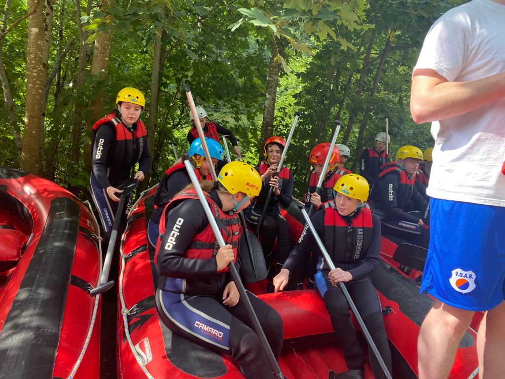 CHS_trips's tweet photo. 👌 time rafting down Salsa😀 https://t.co/5IaXmC8FPa