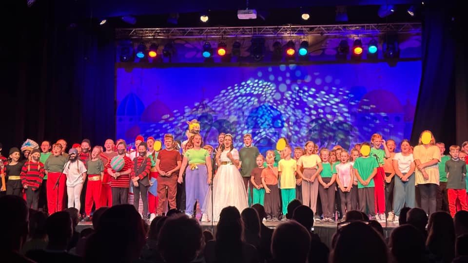 Heathhayesacademy (@heathhayesacad2) on Twitter photo How incredibly amazing are our children?!
Last Wednesday, our KS2 children put on an amazing show at <a href="/powtheatre/">Prince of Wales Theatre</a> making us all very proud.
And good luck to all of our Year 6 children, who left primary school for the last time today.
<a href="/REAch2NC/">REAch2 North Central</a> <a href="/reach2trust/">REAch2 Academy Trust</a> How incredibly amazing are our children?!
Last Wednesday, our KS2 children put on an amazing show at <a href="/powtheatre/">Prince of Wales Theatre</a> making us all very proud.
And good luck to all of our Year 6 children, who left primary school for the last time today.
<a href="/REAch2NC/">REAch2 North Central</a> <a href="/reach2trust/">REAch2 Academy Trust</a>