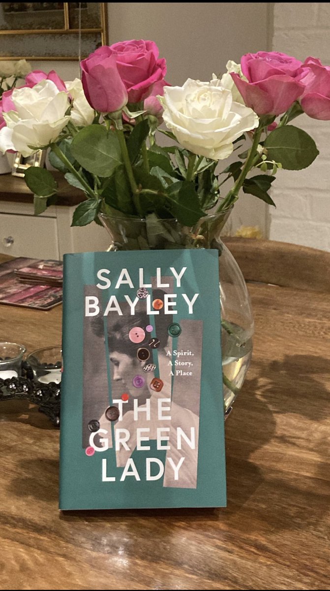 Sally Bayley tweet media