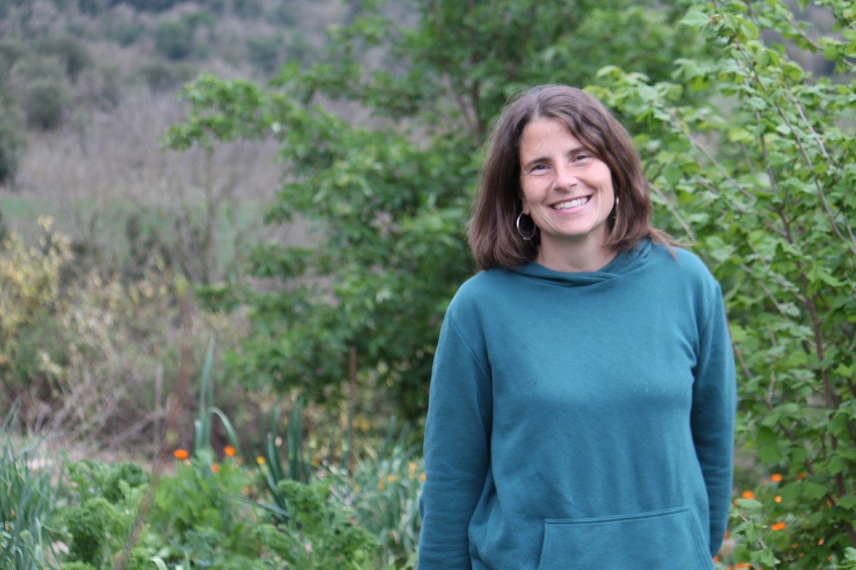 🍀 #EntitatsAteneu 

🎙️ Avui <a href="/elsetembre/">Setembre</a> i <a href="/La_Directa/">Directa</a> entrevisten <a href="/AriadnaTremo/">Ariadna Tremoleda</a>, de la cooperativa <a href="/MasLesVinyes/">Mas Les Vinyes ⏚</a>, una de les entitats promotores del #CercleAgro de l'Ateneu. Us la recomanem!

👉 A <a href="/elsetembre/">Setembre</a>: elsetembre.cat/noticia/1365/a…

👉 A <a href="/La_Directa/">Directa</a>: directa.cat/el-nostre-plat…