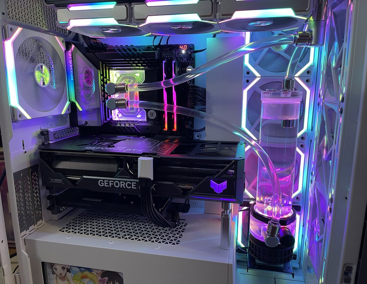 Finished my PC build, missing only some  weeb touches, because I’m waiting on some decorations to arrive and some software installation and optimization. Will post another version when it’s all done. 
#pcbuilding #watercooledpc #Intel #customloop #custompc #watercooling #pcmr