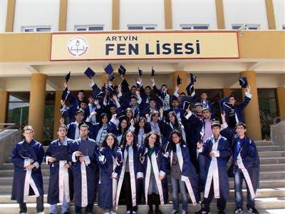 macera08's tweet photo. sen alışmışsın                ben gecenin
güneşli günlere             dördü beşiyim https://t.co/SMX51UwZP8