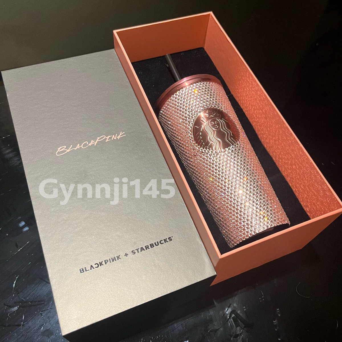 k_mookzhyne's tweet photo. พร้อมส่ง #Blackpink #Starbucks #STARBUCKSxBLACKPINK
แก้ว Bling + Black Cold Cup 6,000฿
ขายคู่ไม่แยก นัดรับได้ที่สยาม
สนใจ dm ได้เลยค่ะ https://t.co/TgerAkdzvX