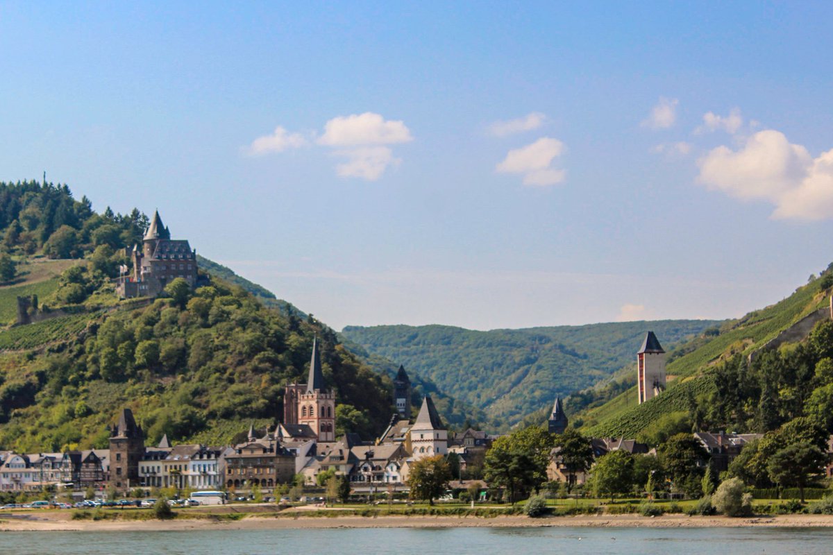 GoodLifeWithIQ's tweet photo. Fairytale village | Rhine Valley, Germany
#onephotoeachday
https://t.co/pk3rAWFASo https://t.co/YWNlWRISI7