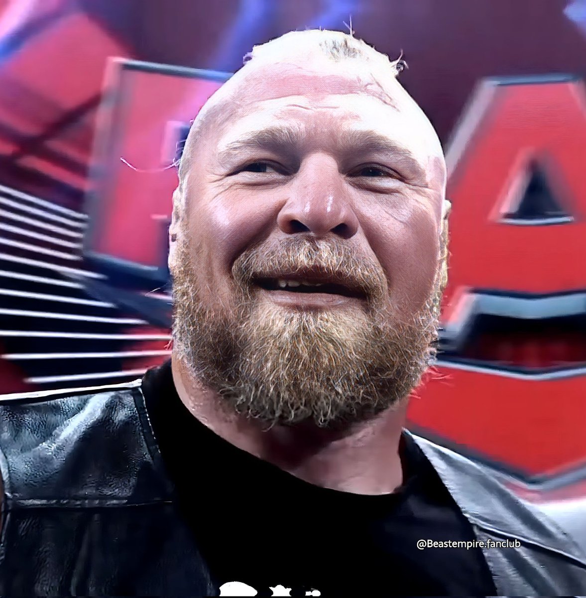 Beastempirefc's tweet photo. 🔥❤️📸
.
#BrockLesnar #WWERaw #WWE https://t.co/s901Q47GcX
