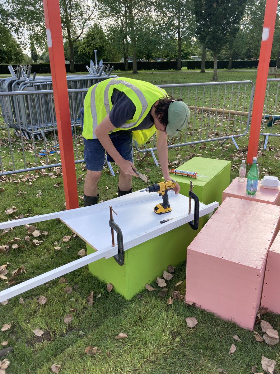 Wiggle Wonderland tweet media