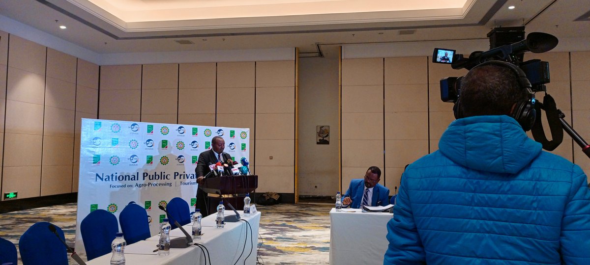 officialPACCI's tweet photo. Happening now!
National Public-Private Dialogue - Ethiopia. Sectors of discussion; Agro-processing,Tourism,and E-Commerce.
Presented by Ministry of Trade & Regional Integration (MOTRI) & Ethiopian Chamber of Commerce & Sectoral Associations (ECCSA)
#PPD #ECCSA #MOTRI #PACCI https://t.co/VqWhfGXNbm
