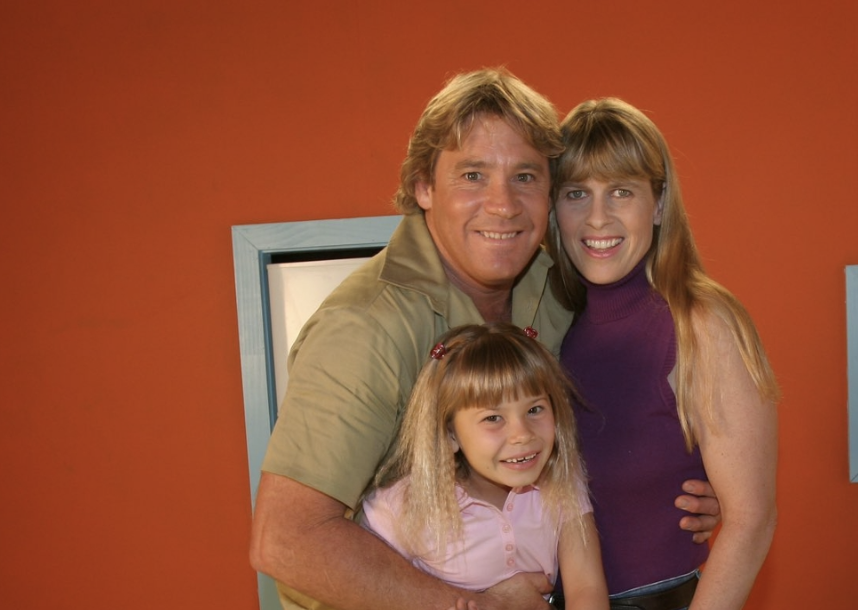 Terri Irwin includes late husband Steve in sweet birthday tribute to daughter Bindi
https://t.co/nT0z2kLTmj https://t.co/zUGpskP0OA