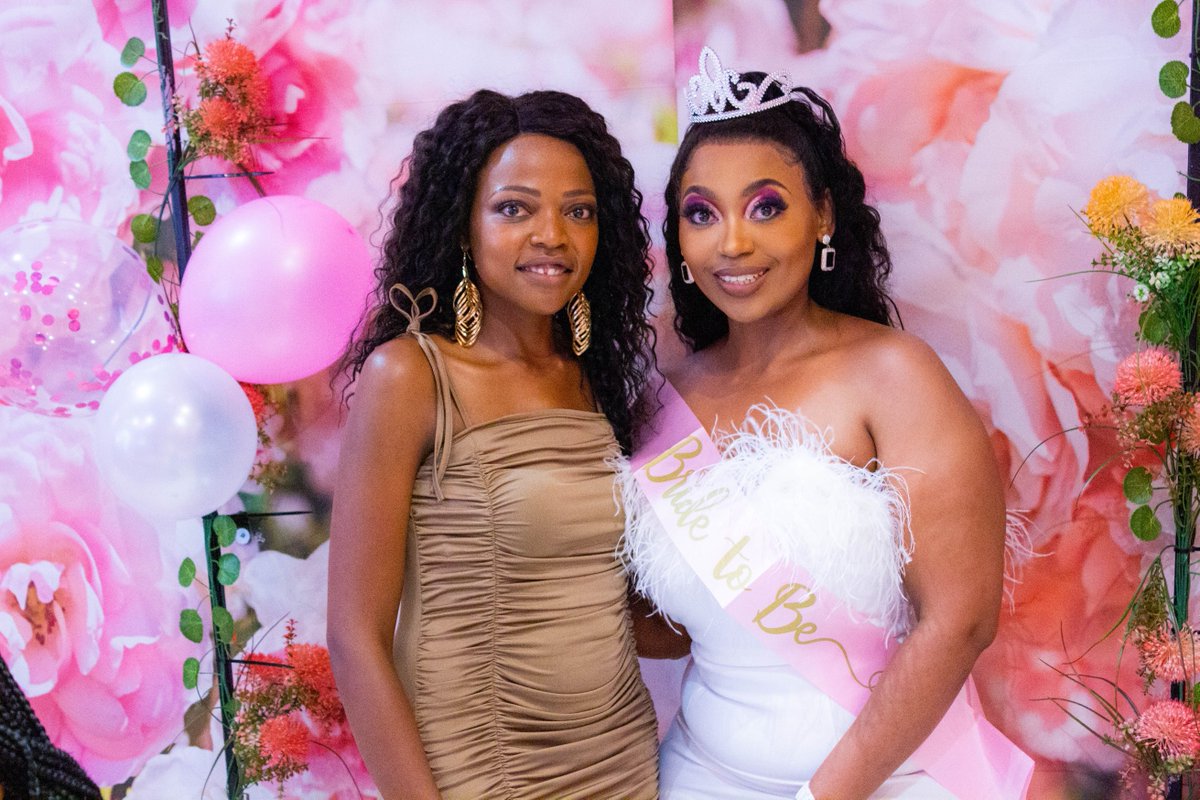 ZaMarvellous's tweet photo. Did you know that we cater for all sorts of occasions, like your bridal showers, birthday celebrations, graduation ceremonies etc. All you need to do is to send us your booking request five days before the event.We will quote you accordingly.
#BookMarvellousNow #BridalShower https://t.co/C0eBXN7zRN