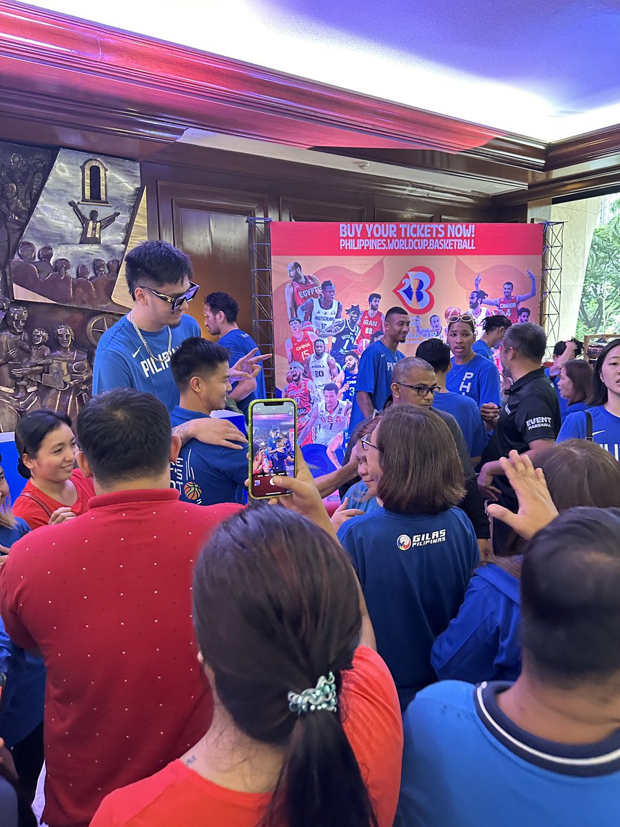 RapplerSports's tweet photo. Kai Sotto attends the Gilas Pilipinas pep rally event at the Meralco compound on Tuesday, July 25. | via @philipptionary https://t.co/FIoUwCECk8

📸: @mediadotxchange https://t.co/a7NXHL03Ff