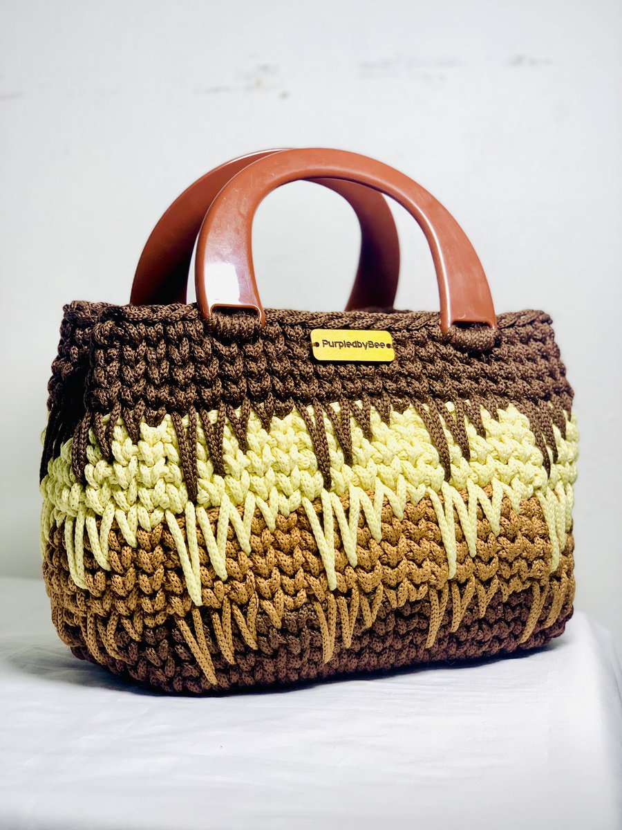 purpledbybee's tweet photo. This bag i made❤️, the colors >>>>>>
I make nice crochet bags. Kindly RT for my customers on your TL🙏 https://t.co/bQ6LVfz1aj