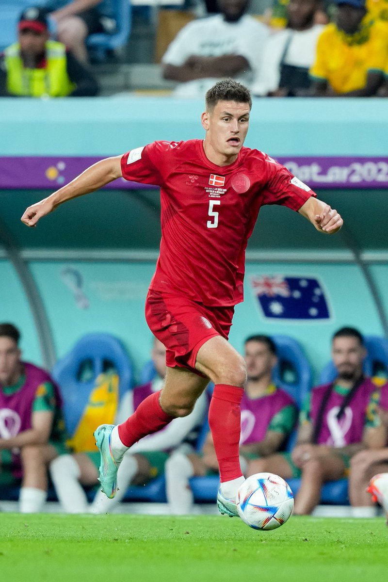 _BeFootball's tweet photo. 🚨 L’OM est prêt à offrir 15M€ à l’Atalanta pour Joakim Mæhle ! 🇩🇰

(Il Giorno) https://t.co/USakZLSP2U