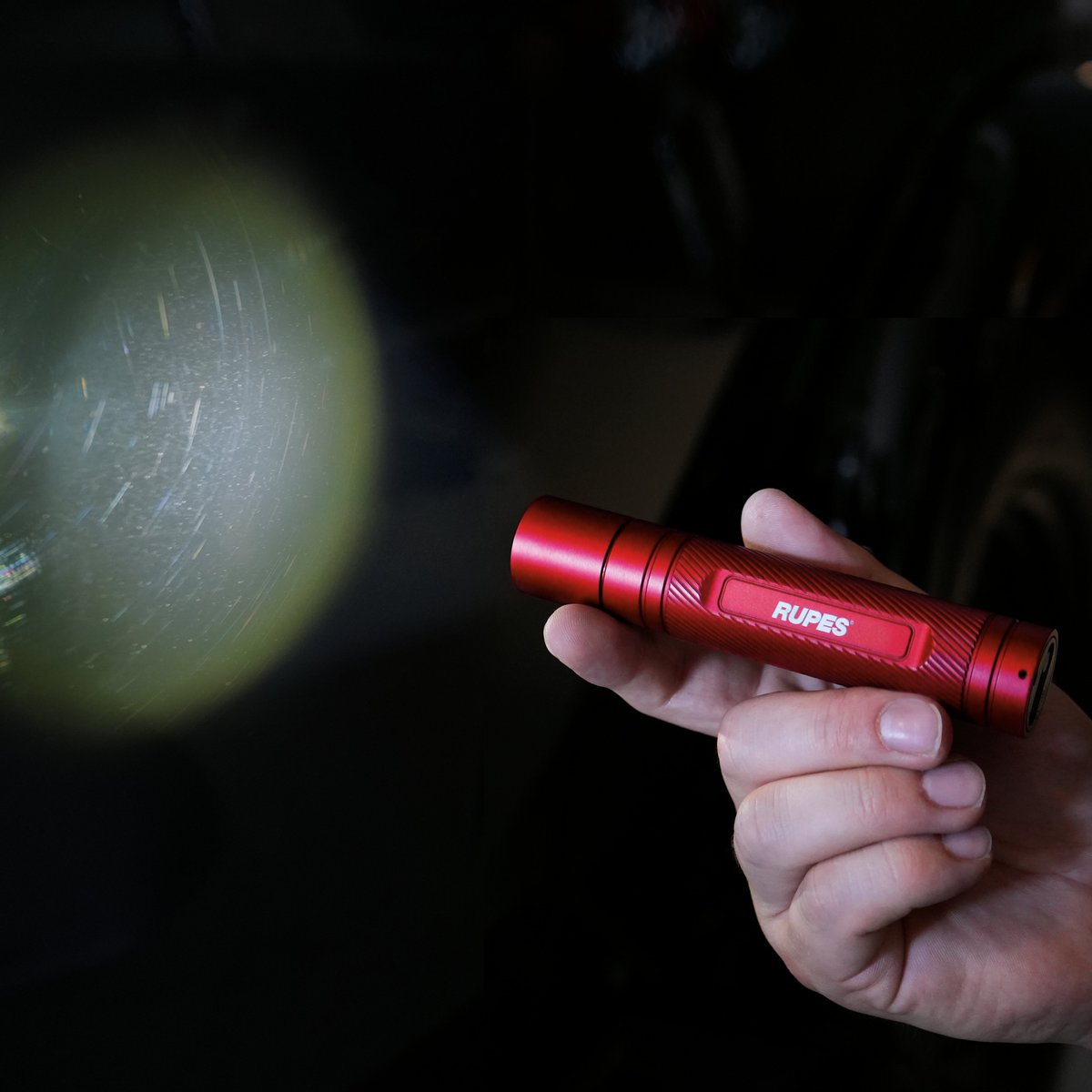 We are introducing the new LL200 Swirl Finder Flashlight! Designed to provide detailers and body shops the perfect portable tool to inspect the surfaces on which they are working. 

Learn more: tinyurl.com/rll200

#rupes #ll200 #swirlfinder #penlight #detailing