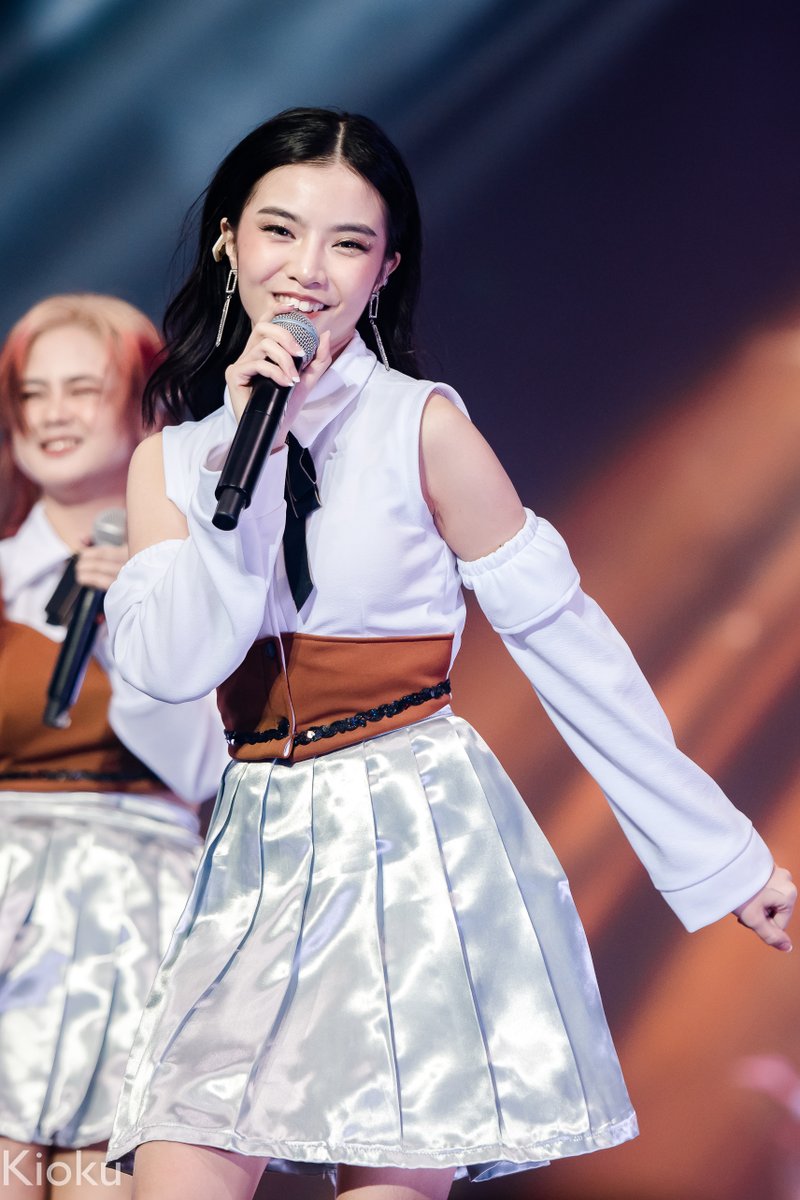haruhiyuu's tweet photo. [2023.07.16] MNL48 Coleen
「 PPOPCON 2023 」

ococ!!!! 🥰

MNL48 PPOPCON MANILA 2023
#PPOPCONMANILA2023 #MNL48PPOPCON2023 #MNL48 #MNL48Coleen 
@mnl48official https://t.co/TMhGWxfwRf