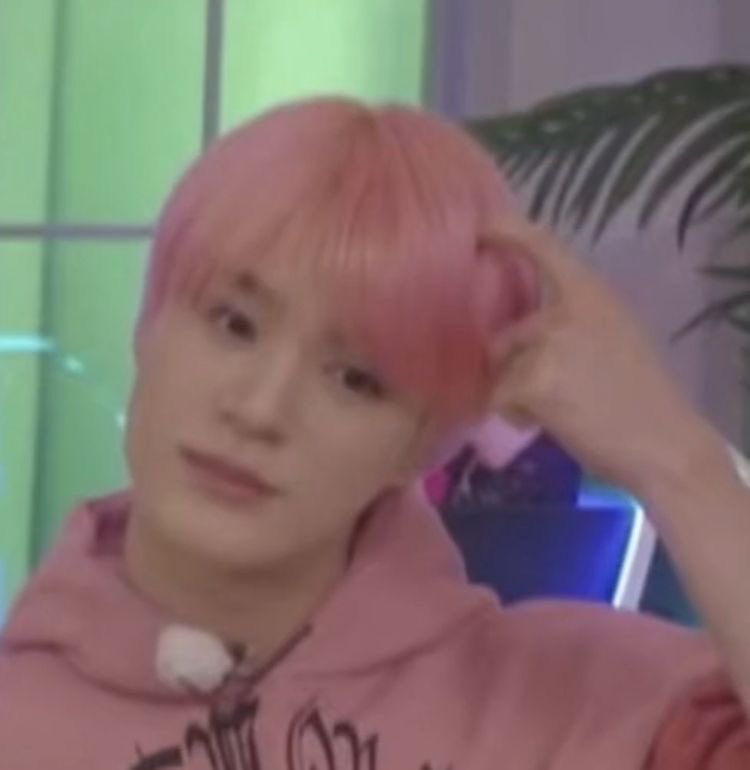 me.⁷⁷ tweet media