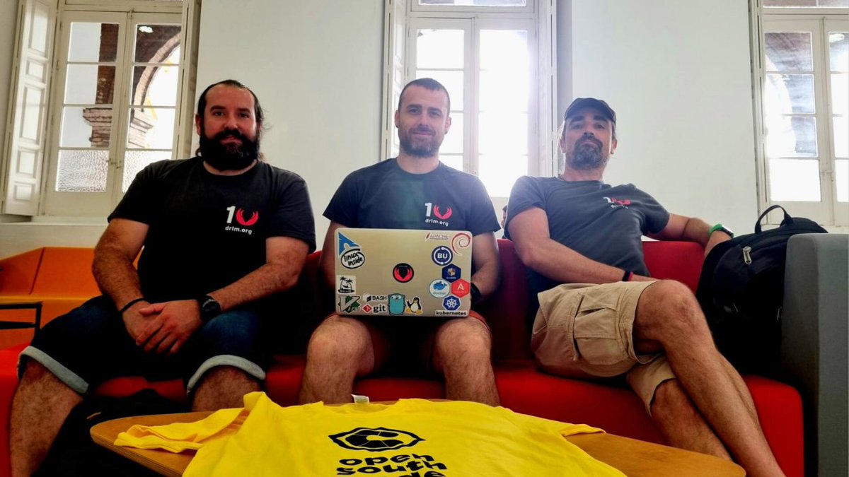 Consejo BU: Asiste a eventos tecnológicos SIEMPRE QUE PUEDAS. El intercambio de conocimientos enriquece a todos y promueve un crecimiento conjunto. Hay muchos donde puedes asistir. Nosotros siempre vamos a los que podemos. 👣¡Síguenos! #eventosopensource #opensource