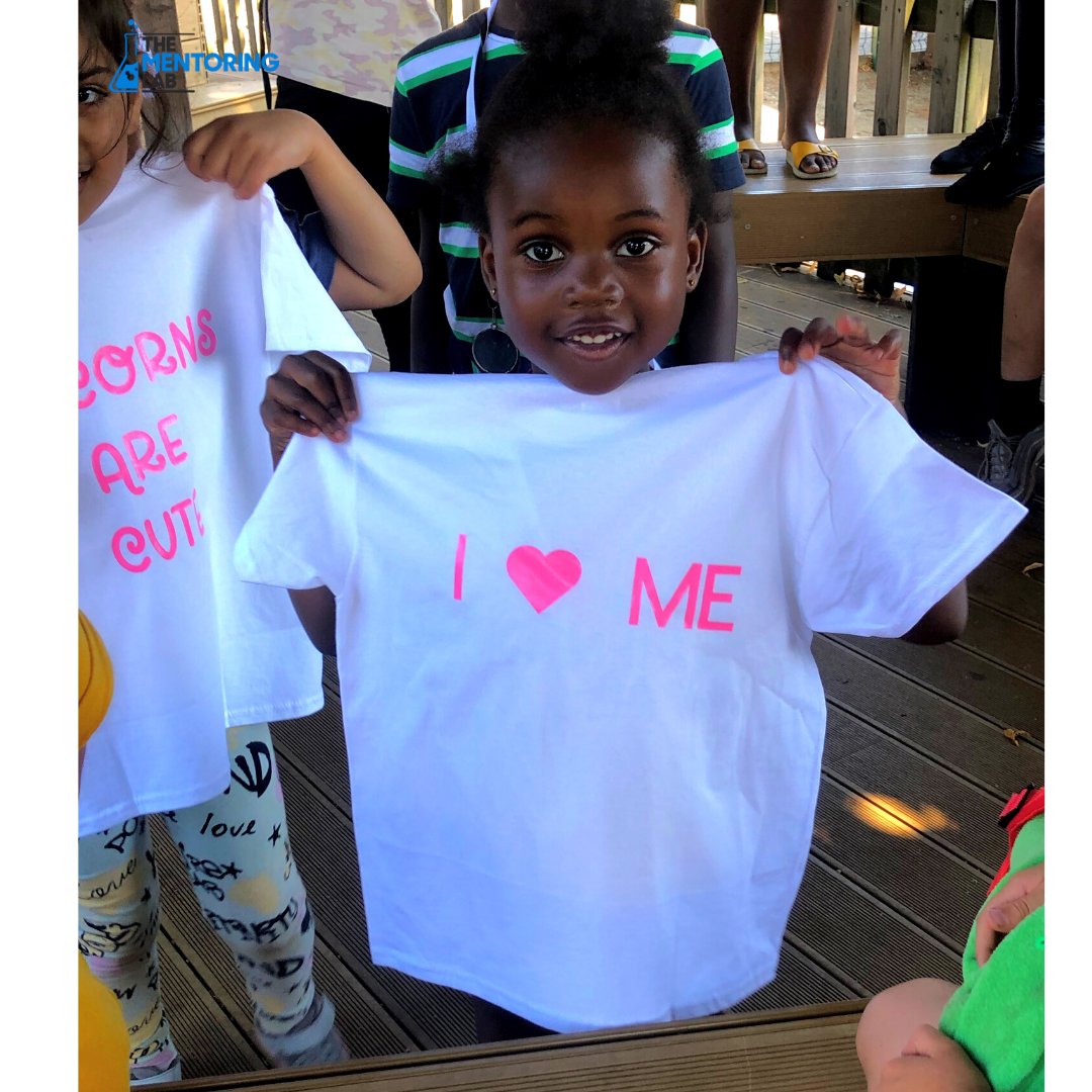 TheMentoringLab's tweet image. Be kind to yourself and let your self-love shine bright! ✨💕

#TheMentoringLab
#SummerGameTime
#GameTime2023
#Sportsgames
#FunInTheSun
#YouthWork
#HackneyEvents
#HackneyYouth
#YouthLeaders
#GameTime
#CommunityEvent
#HAF
#holidayactivityandfood
#departmentofeducation