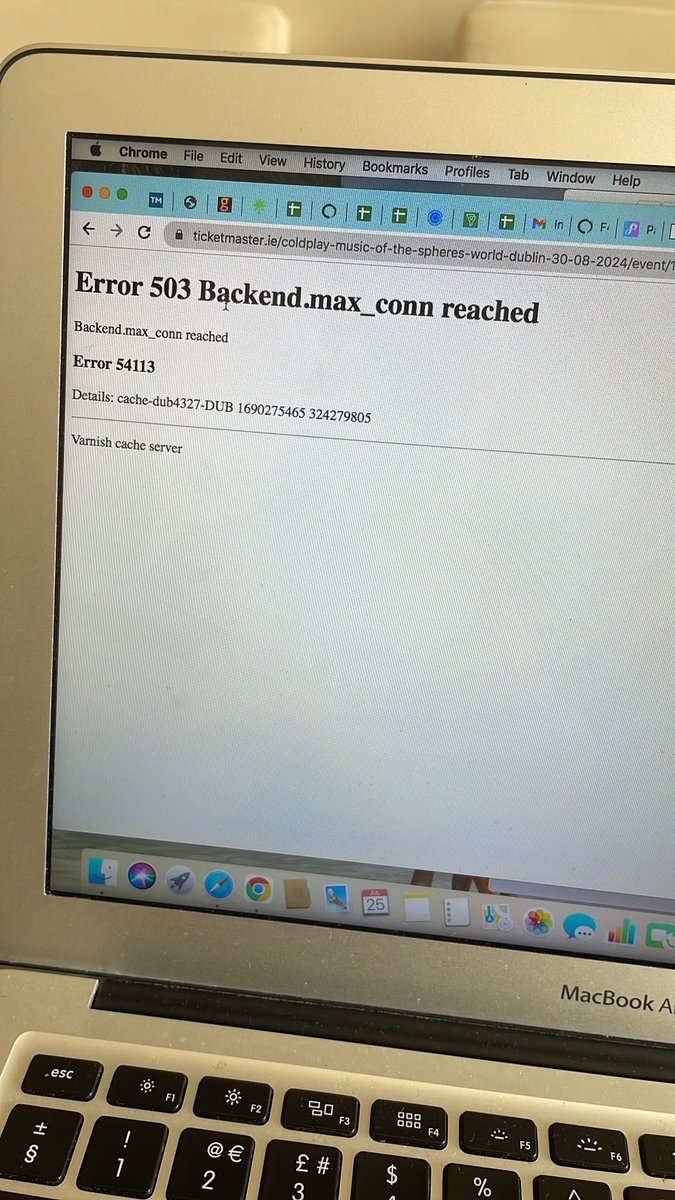 Amy Molloy tweet media