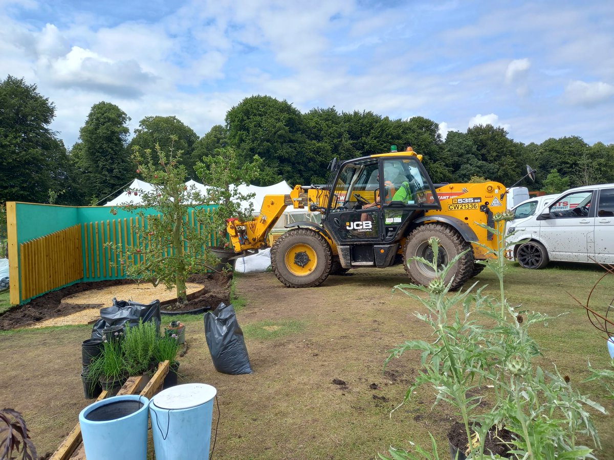 The whirlwind of <a href="/the_rhs/">The RHS</a> Tatton Park Flower Show is over for another year!🌱 Some parts of the garden will be sold to raise money for Petrus. Make sure you've subscribed to our newsletter using the link in our bio to find out more 💙