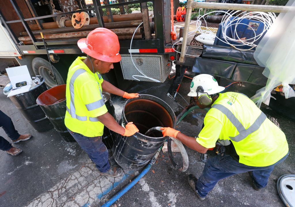 Seminole County may call on EPA for 1,4-dioxane regulation trib.al/7xUsenx